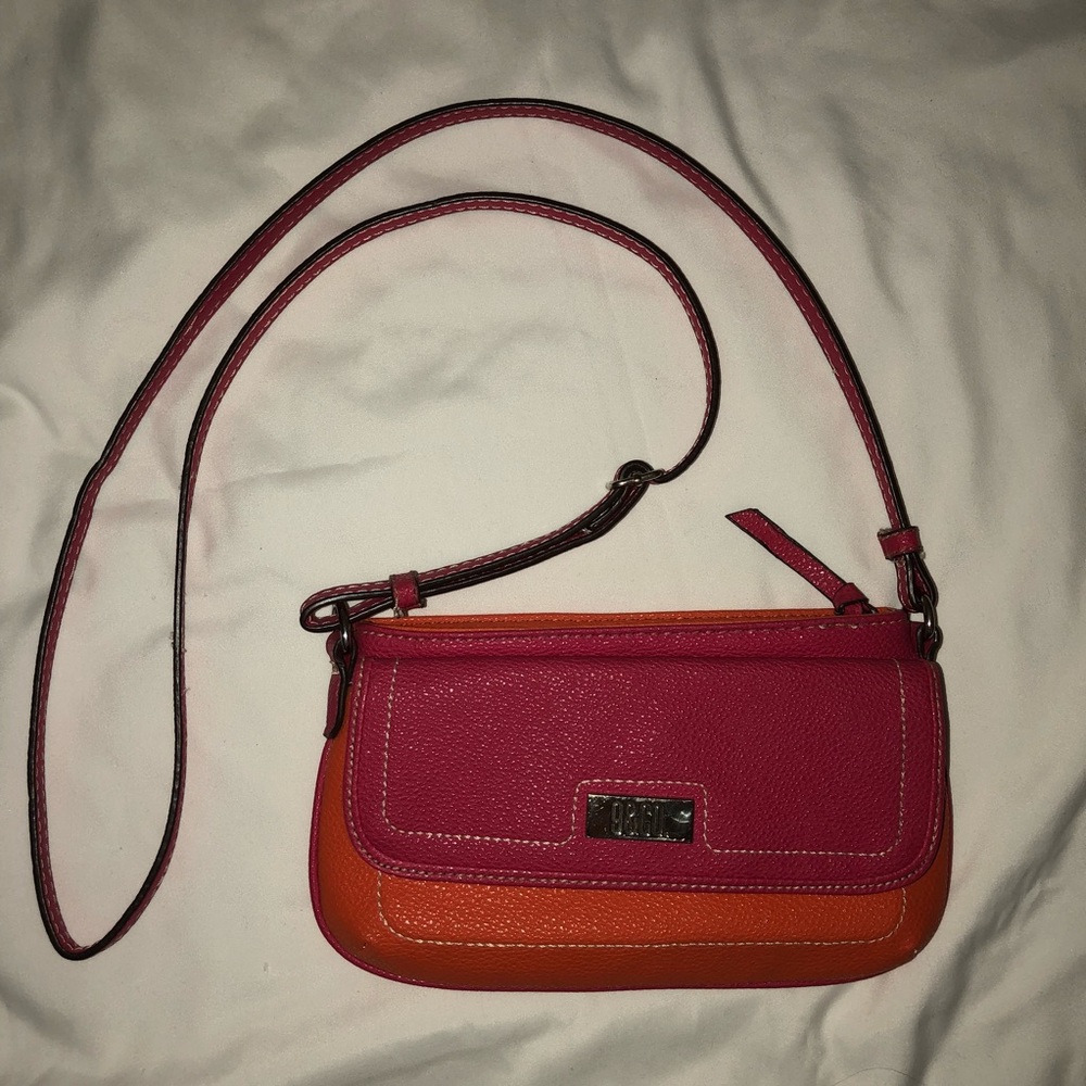 9&co side purse